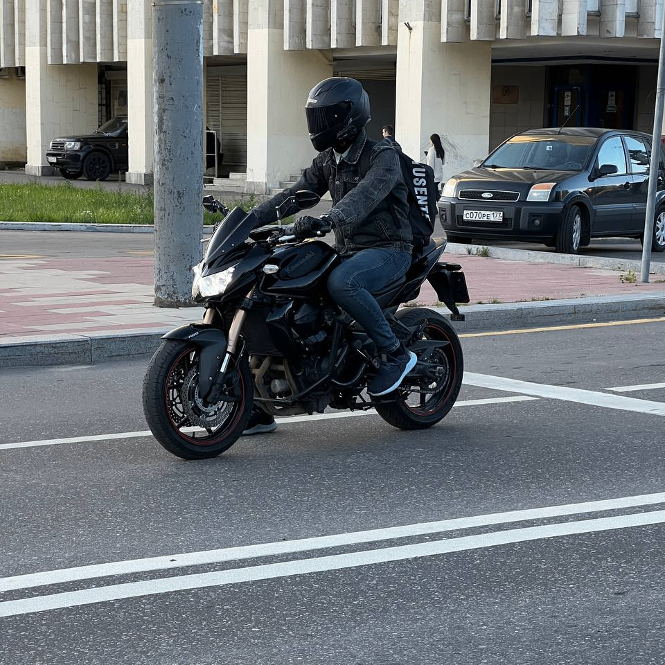 novoselov (novoselovae300.lens) Lens social identity (.lens handle) PFP