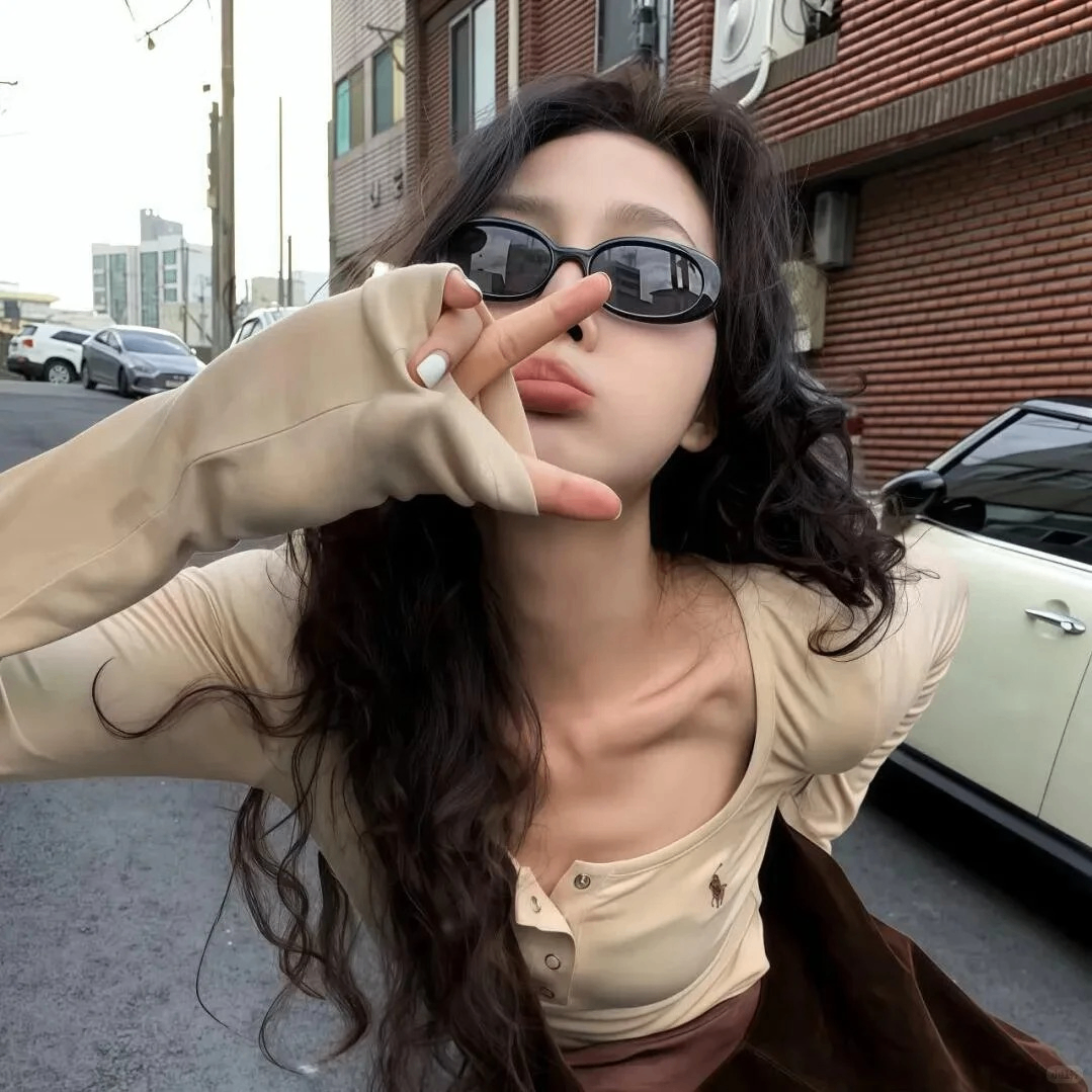 bambal (bambal.lens) Lens social identity (.lens handle) PFP